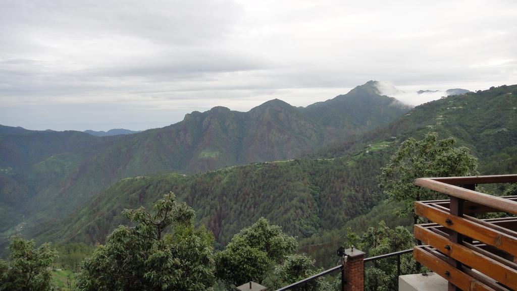 Club Mahindra Kanatal Exteriér fotografie